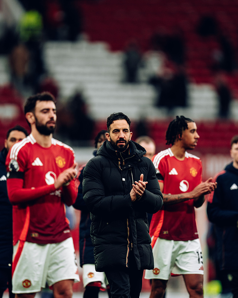 九游体育-曼联大获成功，晋级淘汰赛下一轮