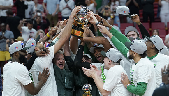 湖北队客场胜出，赢得关键的胜利