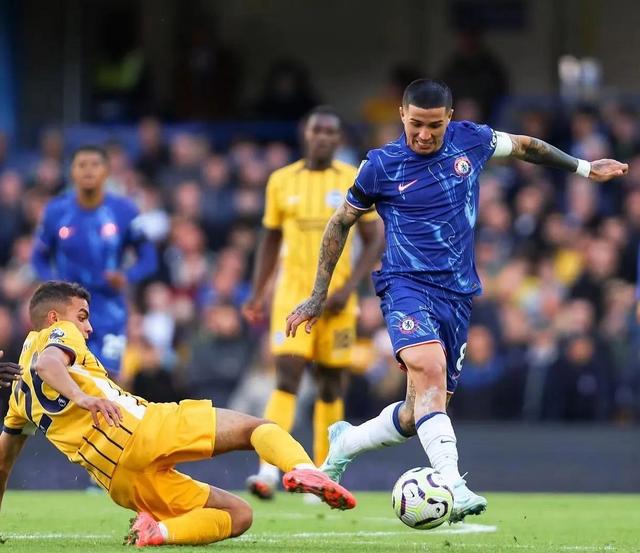 九游体育官方登录入口-切尔西主场失分，争冠形势有所紧张