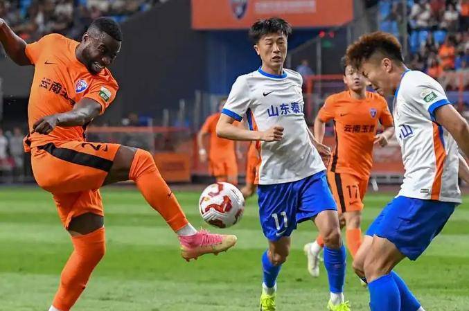 德累斯顿小胜对手,稳固积分榜位置的简单介绍 德累斯顿小胜对手,稳固积分榜位置的简单介绍