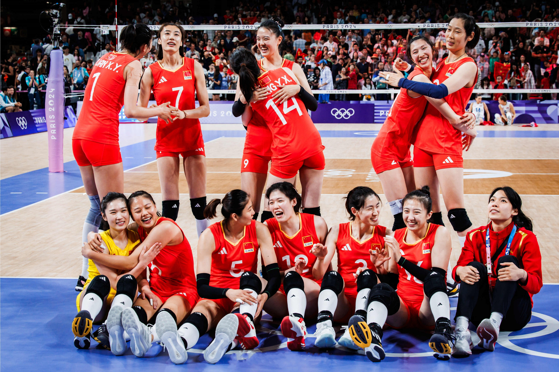 中国女排挑战巴西，誓夺金牌