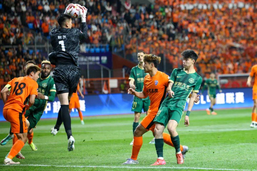 九游体育-昆明队战胜对手，新赛季取胜首秀