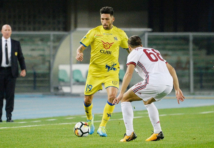 九游体育官网入口-那不勒斯主场爆冷不敌切沃，遭遇意外失利的简单介绍