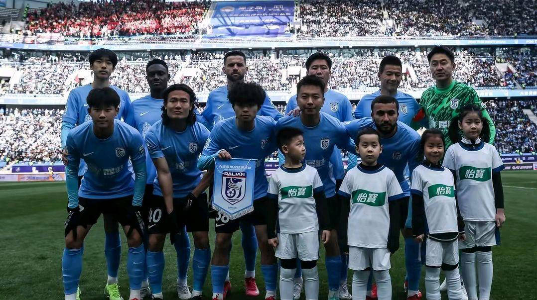 -大连队斩获胜利，实力逐渐显露