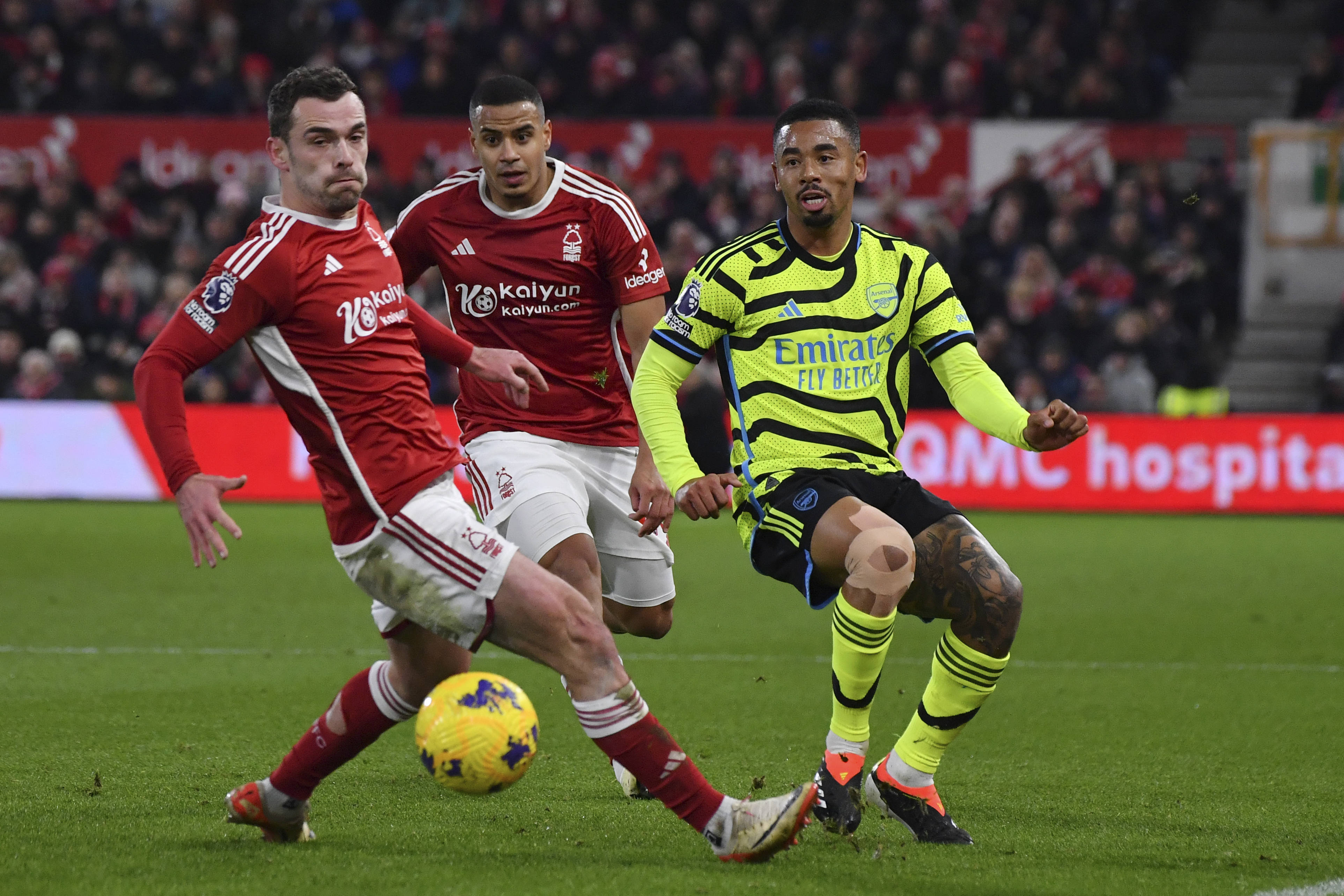 关于摩纳哥客场取胜，赢下关键比赛的信息