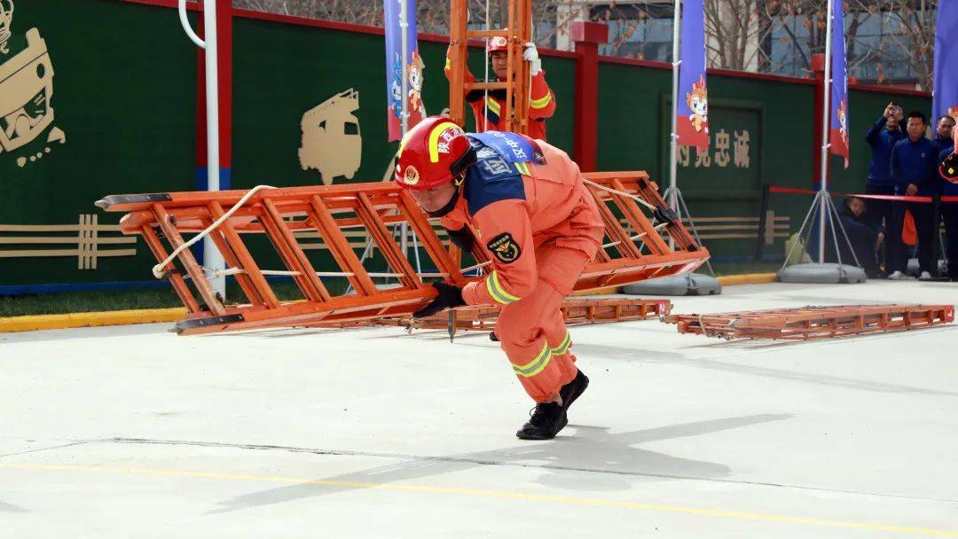 九游体育入口-包含精彩对抗即将开启，双方态势坚定的词条