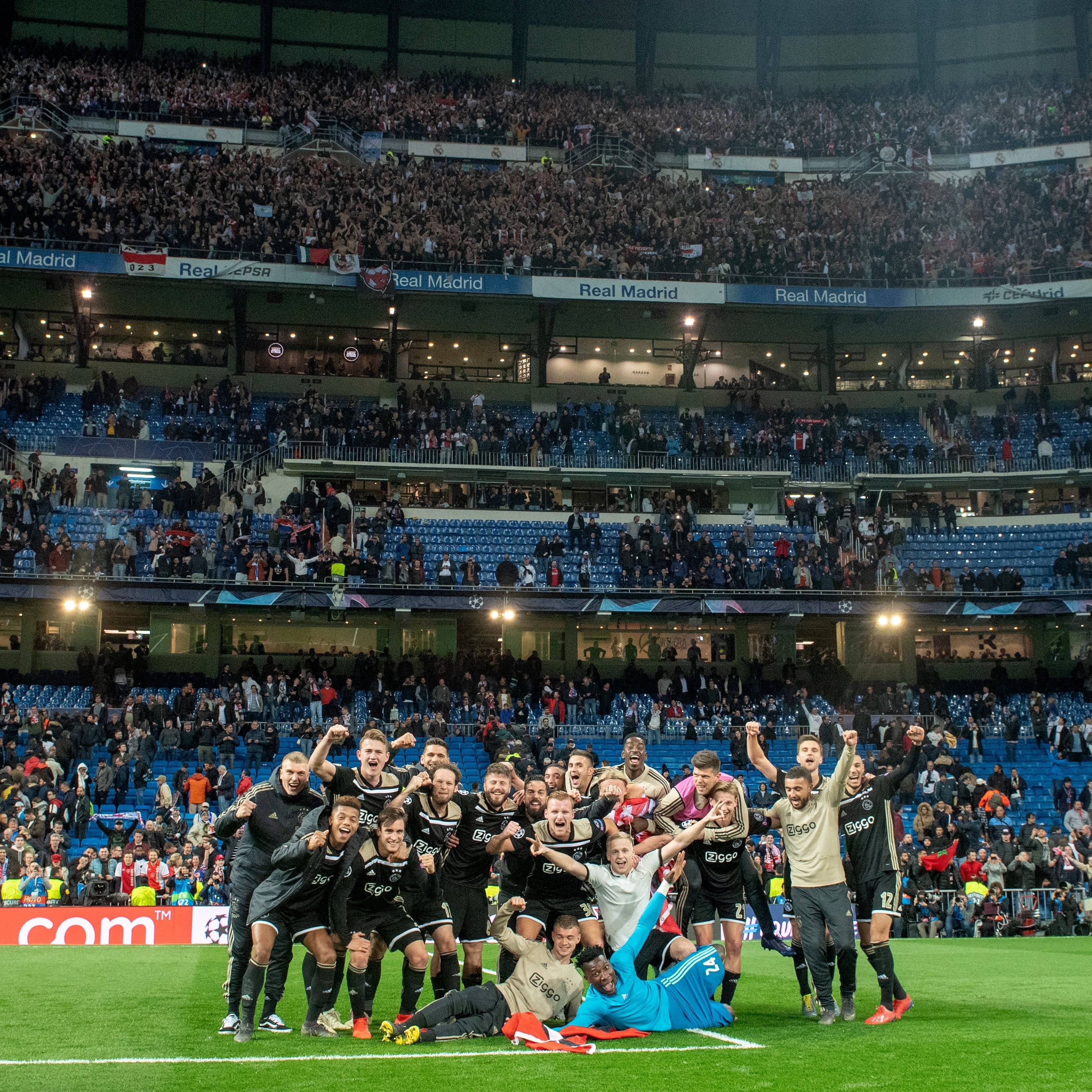 阿贾克斯球队备战下一轮比赛