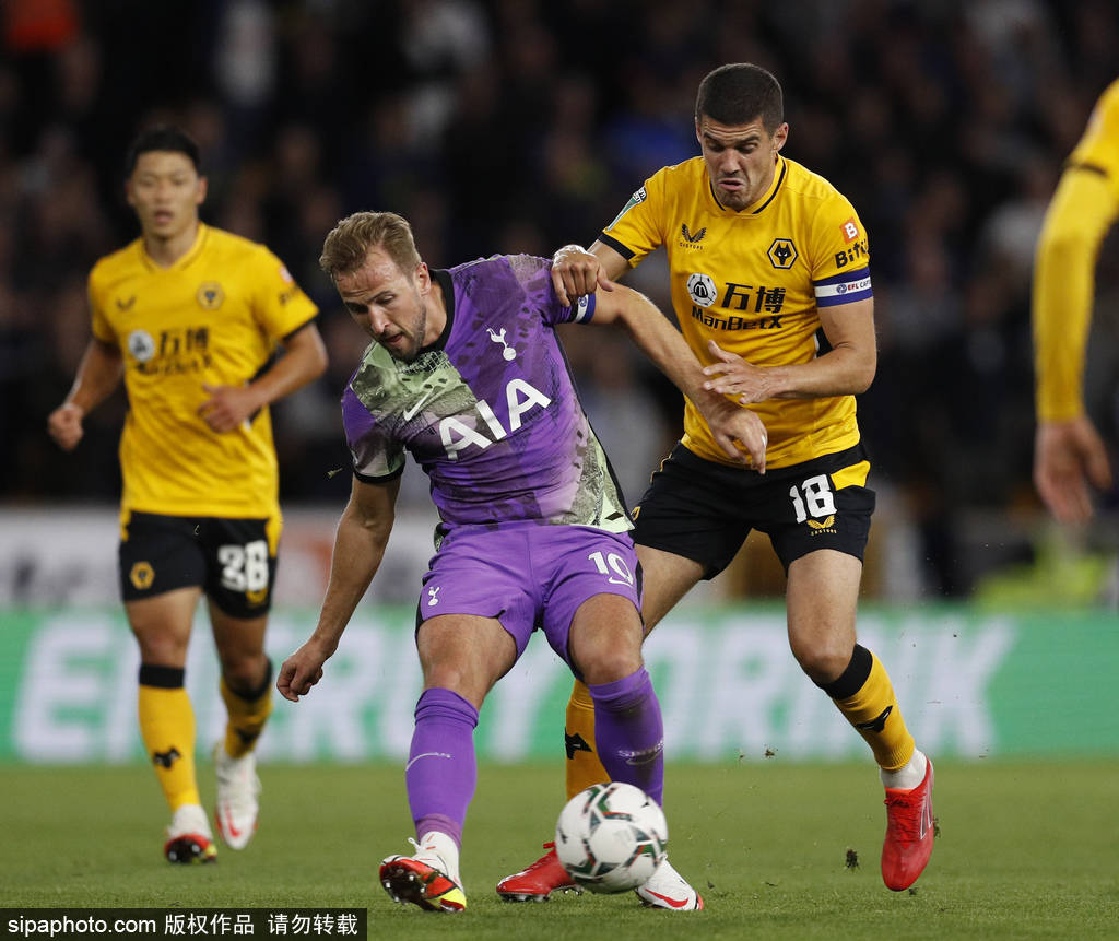 狼队客场击败对手，继续稳居中游位置的简单介绍