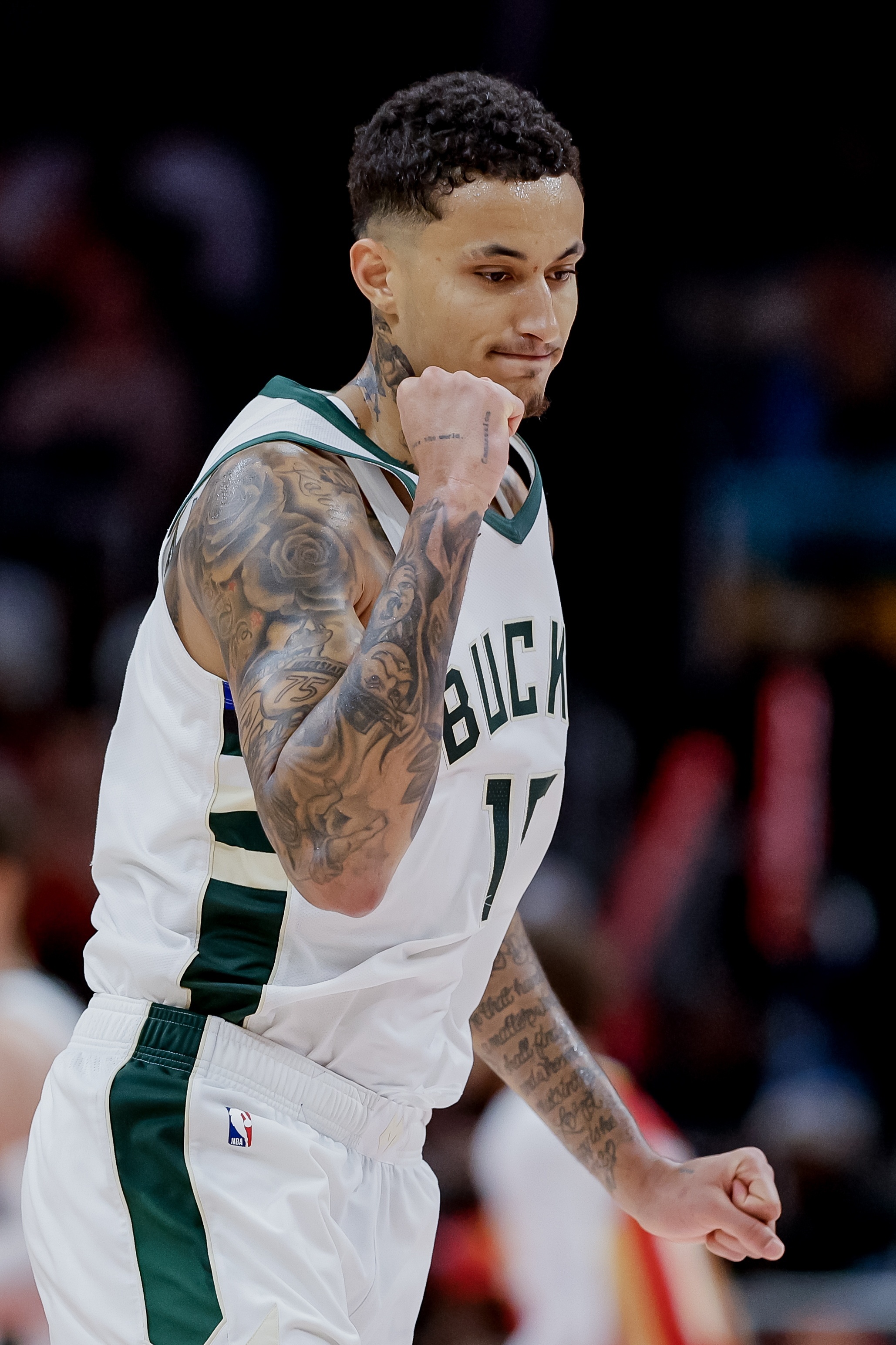 雄鹿大胜独行侠,东部霸主势不可挡 雄鹿大胜独行侠,东部霸主势不可挡