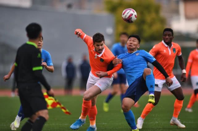 苏宁外援破门,帮助球队赢球 苏宁外援破门,帮助球队赢球