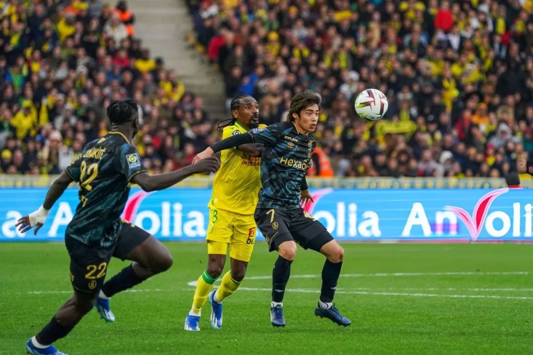 九游体育app-兰斯主场胜利，终结连败